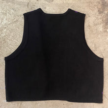 Load image into Gallery viewer, Vintage Pattern Vest
