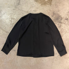Load image into Gallery viewer, Vintage Black Shirt
