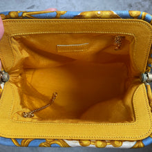 Load image into Gallery viewer, Vintage Nina Ricci Chain Bag
