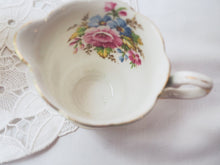 Load image into Gallery viewer, England Milk Jug Set
