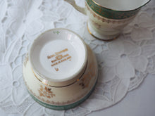 Load image into Gallery viewer, England Milk Jug Set
