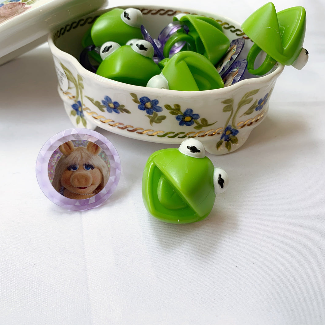 80s Miss Piggy and Mr Frog Toy Ring